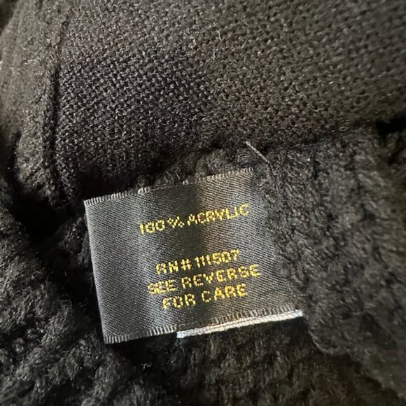 NWT Rocawear Chunky Cable Knit Zip Sweater – Size S – Black/White - Picture 11 of 11